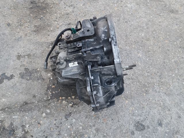 bontott RENAULT ESPACE IV Váltó (Mechanikus)