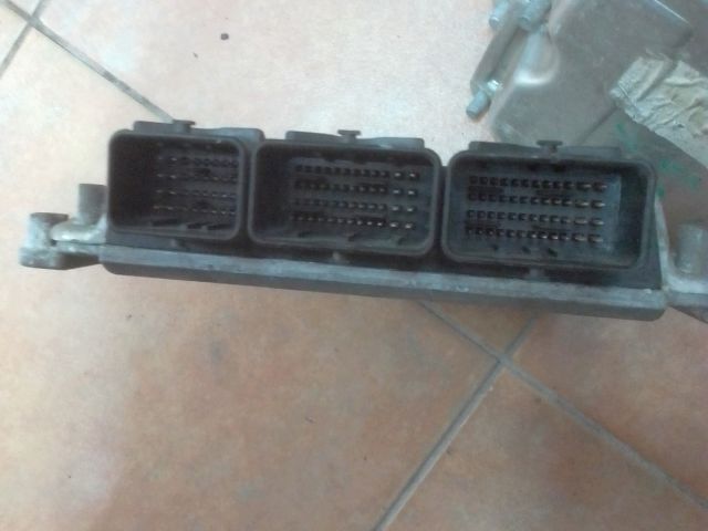 bontott RENAULT ESPACE IV Motorvezérlő