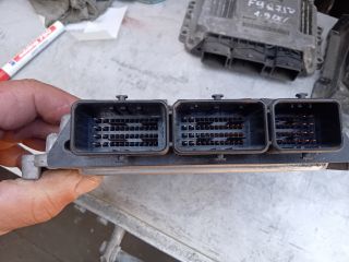 bontott RENAULT ESPACE IV Motorvezérlő