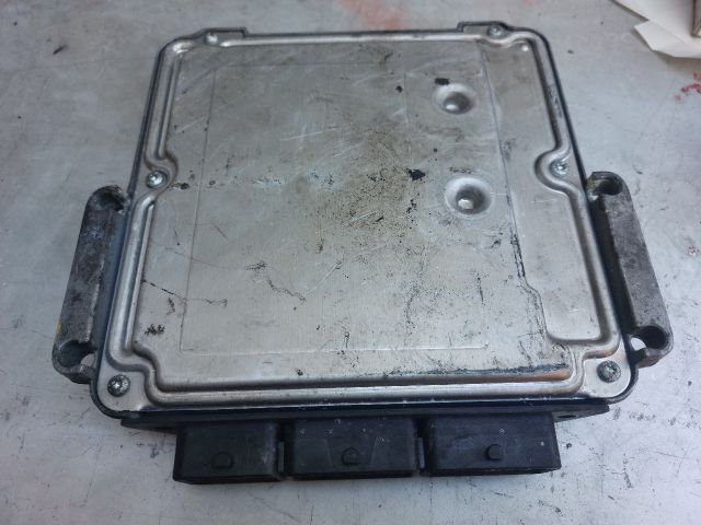 bontott RENAULT ESPACE IV Motorvezérlő