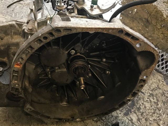 bontott RENAULT ESPACE IV Váltó (Mechanikus)