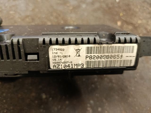 bontott RENAULT ESPACE IV Kilométeróra