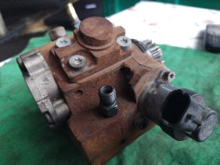 bontott RENAULT ESPACE IV Nagynyomású Szivattyú