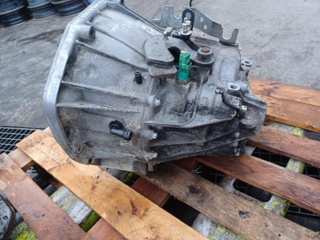 bontott RENAULT ESPACE IV Váltó (Mechanikus)