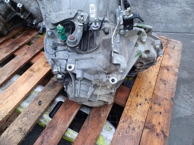 bontott RENAULT ESPACE IV Váltó (Mechanikus)