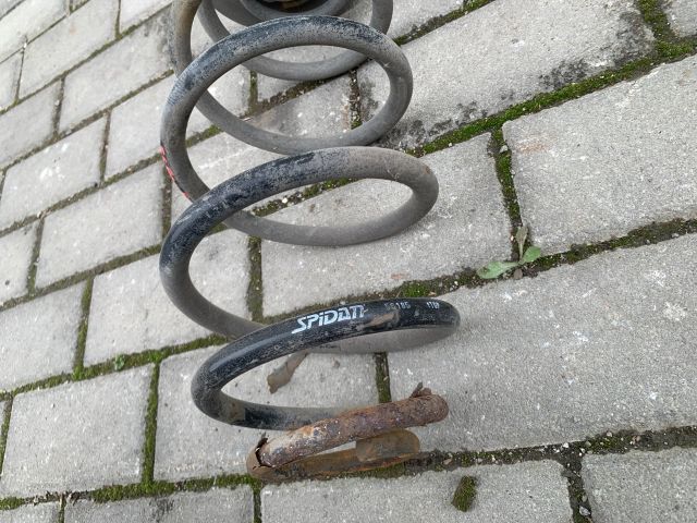 bontott RENAULT ESPACE IV Hátsó Rugó