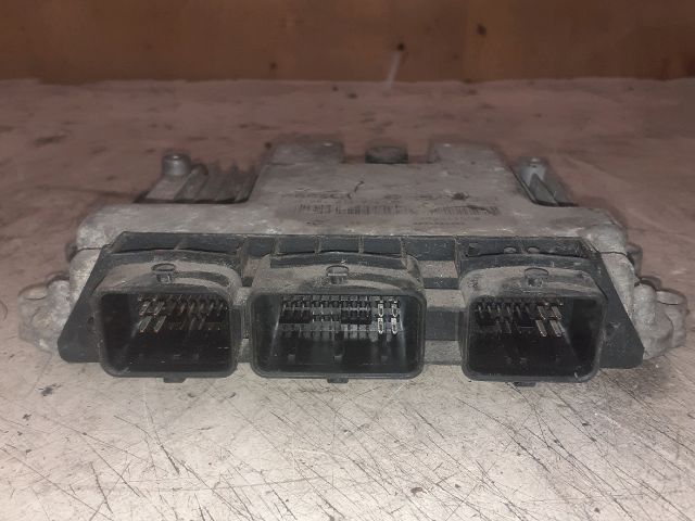 bontott RENAULT ESPACE IV Motorvezérlő