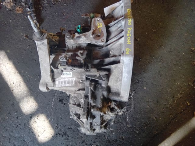 bontott RENAULT ESPACE IV Váltó (Mechanikus)