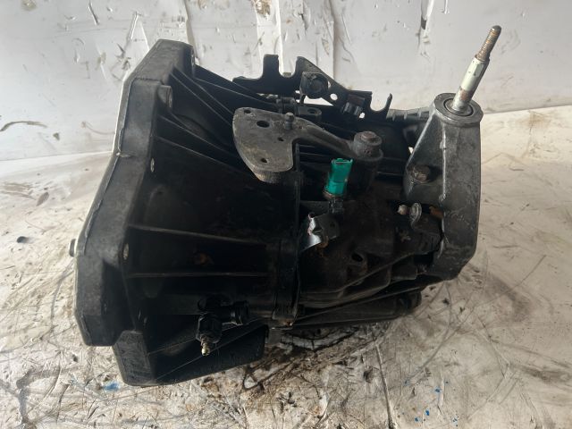 bontott RENAULT ESPACE IV Váltó (Mechanikus)