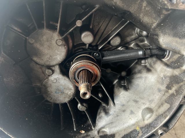 bontott RENAULT ESPACE IV Váltó (Mechanikus)