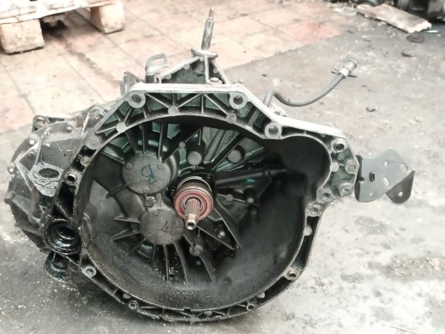 bontott RENAULT ESPACE IV Váltó (Mechanikus)