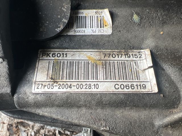 bontott RENAULT ESPACE IV Váltó (Mechanikus)