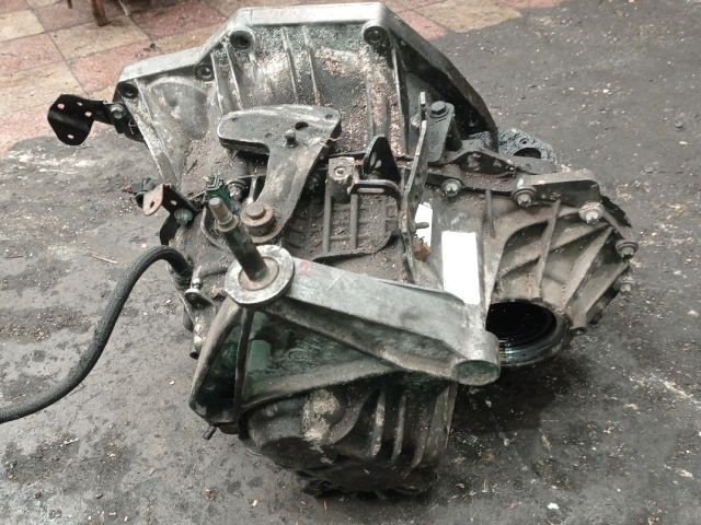 bontott RENAULT ESPACE IV Váltó (Mechanikus)