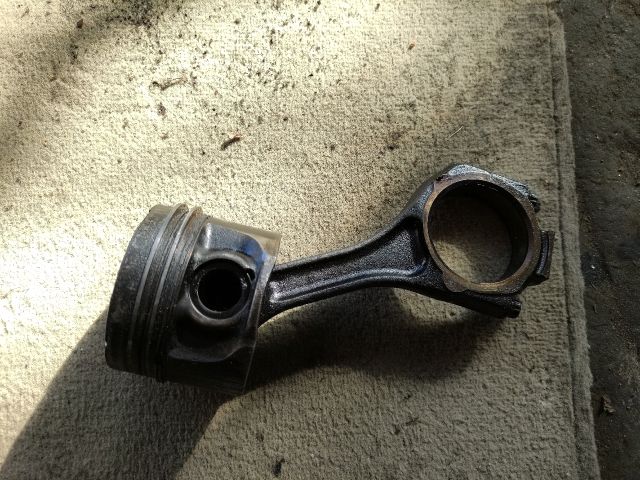 bontott RENAULT ESPACE IV Dugattyú