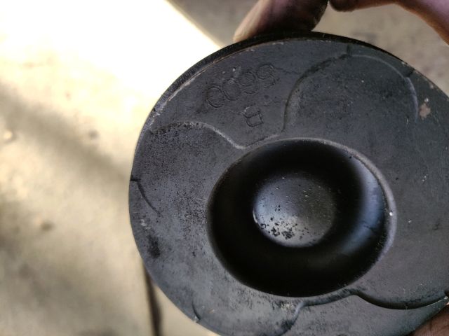 bontott RENAULT ESPACE IV Dugattyú