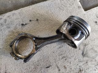 bontott RENAULT ESPACE IV Dugattyú