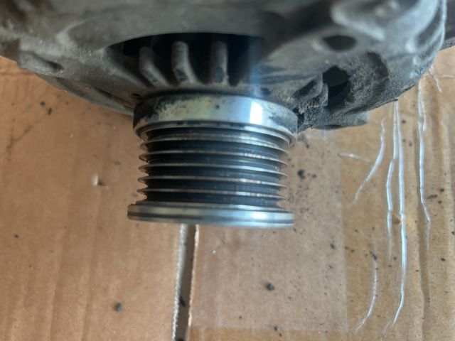 bontott RENAULT ESPACE IV Generátor