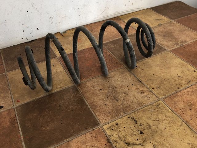 bontott RENAULT ESPACE IV Hátsó Rugó