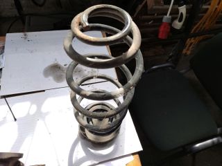 bontott RENAULT ESPACE IV Hátsó Rugó