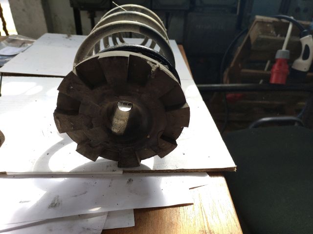 bontott RENAULT ESPACE IV Hátsó Rugó