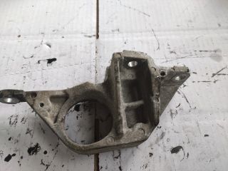 bontott RENAULT ESPACE IV Motor Tartó Bak (Fém)