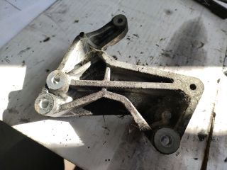 bontott RENAULT ESPACE IV Motor Tartó Bak (Fém)