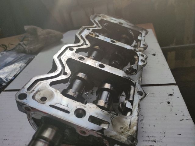 bontott RENAULT ESPACE IV Vezérműtengely Házzal