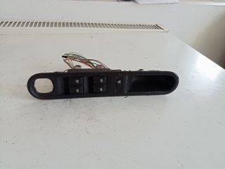 bontott RENAULT ESPACE IV Ablakemelő Kapcsoló Négyes / Kettes