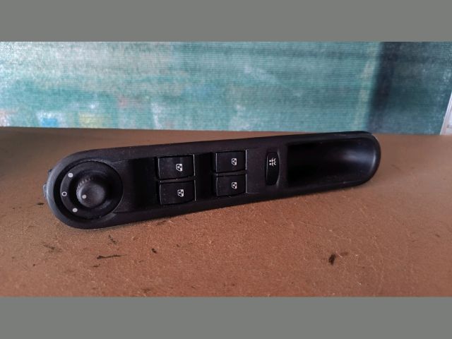 bontott RENAULT ESPACE IV Ablakemelő Kapcsoló Szett