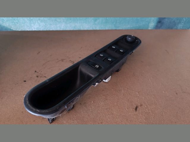 bontott RENAULT ESPACE IV Ablakemelő Kapcsoló Szett