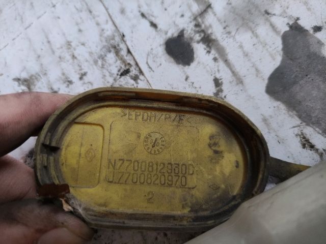 bontott RENAULT ESPACE IV Ablakmosótartály Betöltő