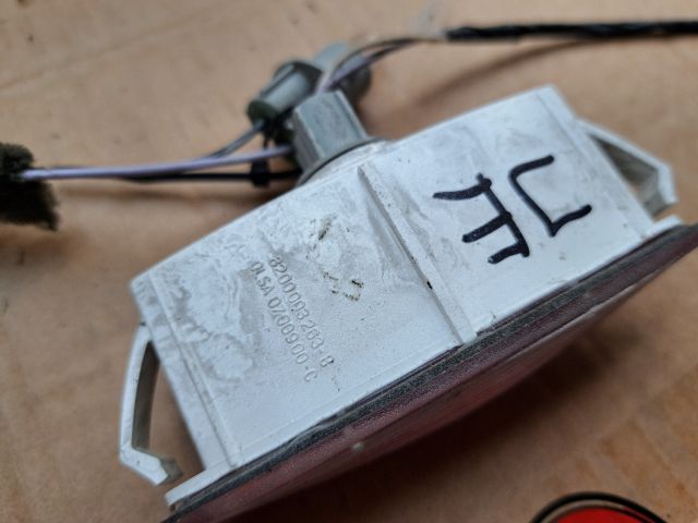 bontott RENAULT ESPACE IV Ajtó Kárpit Világítás