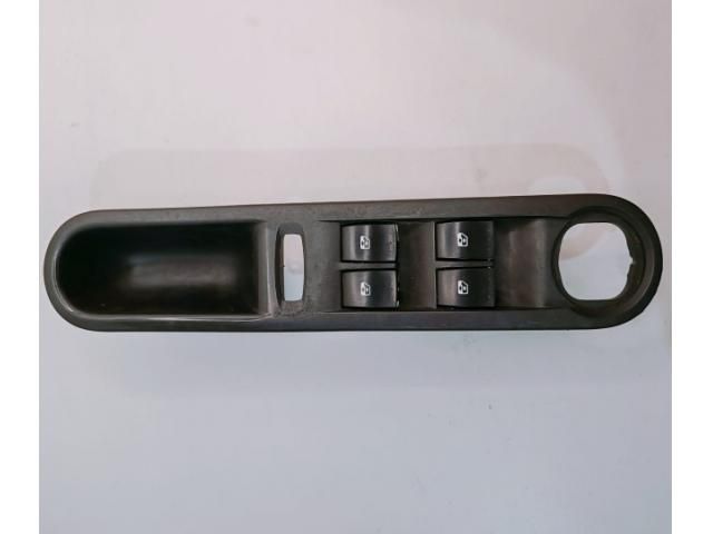 bontott RENAULT ESPACE IV Bal első Ablakemelő Kapcsoló