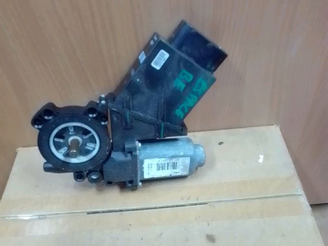 bontott RENAULT ESPACE IV Bal első Ablakemelő Motor