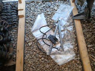 bontott RENAULT ESPACE IV Bal első Ablakemelő Szerkezet (Elektromos)