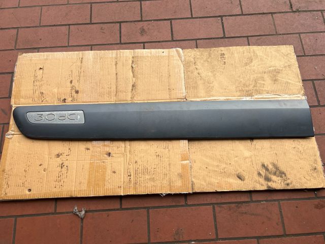 bontott RENAULT ESPACE IV Bal első Ajtó Díszléc