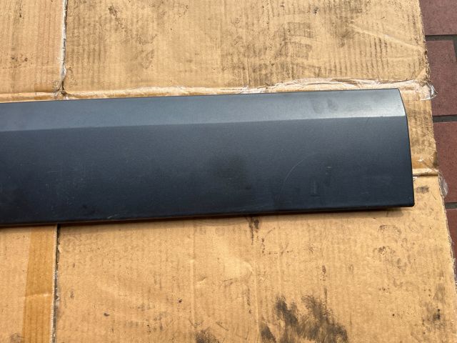 bontott RENAULT ESPACE IV Bal első Ajtó Díszléc