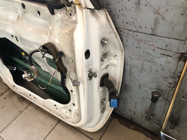 bontott RENAULT ESPACE IV Bal első Ajtó (Üres lemez)