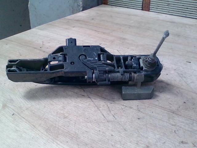 bontott RENAULT ESPACE IV Bal első Külső Kilincs