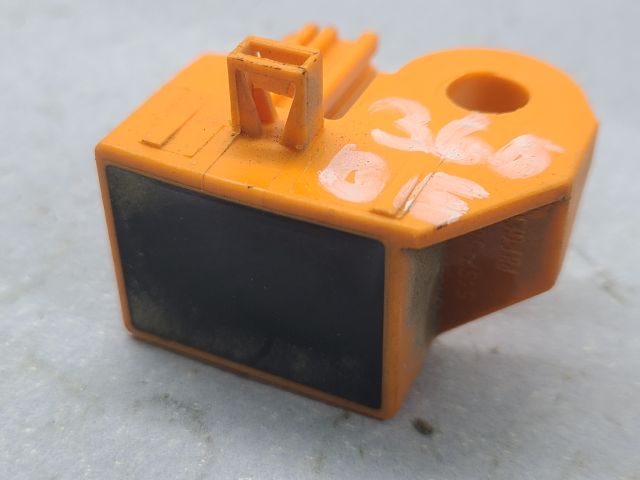 bontott RENAULT ESPACE IV Bal első Oldal Ütközés Érzékelő