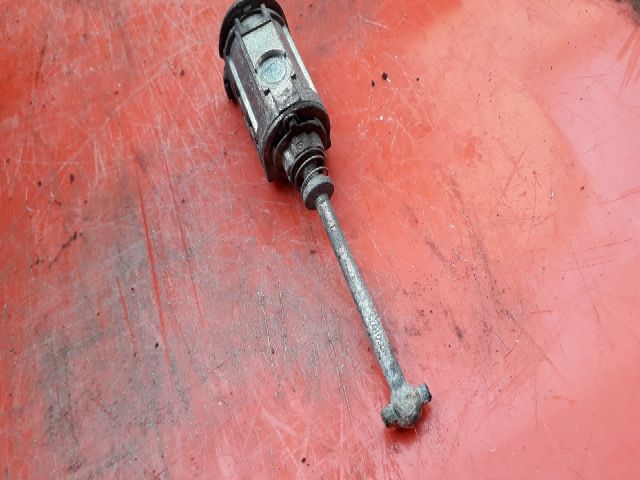 bontott RENAULT ESPACE IV Bal első Zárbetét