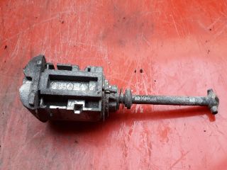 bontott RENAULT ESPACE IV Bal első Zárbetét