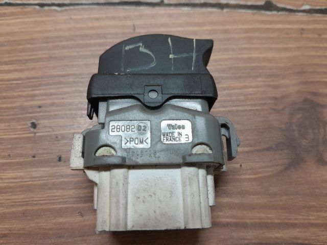 bontott RENAULT ESPACE IV Bal hátsó Ablakemelő Kapcsoló