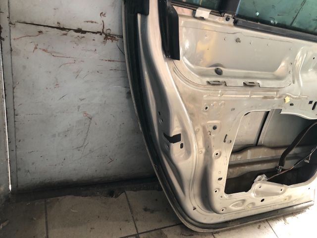 bontott RENAULT ESPACE IV Bal hátsó Ajtó (Üres lemez)