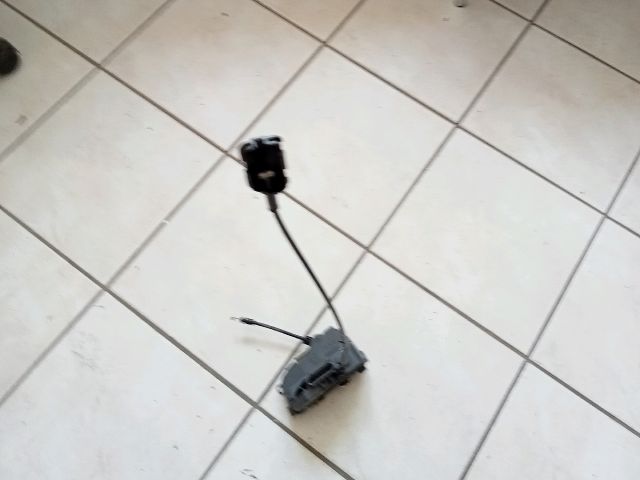 bontott RENAULT ESPACE IV Bal hátsó Ajtózár