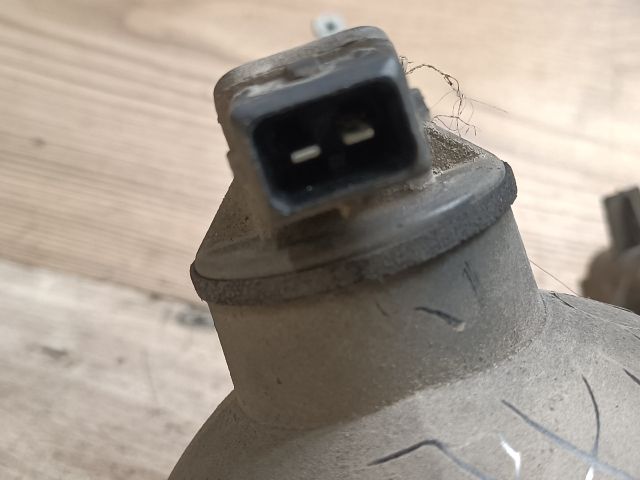 bontott RENAULT ESPACE IV Bal Ködzárófény