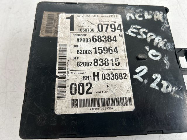 bontott RENAULT ESPACE IV Biztosítéktábla Utastér