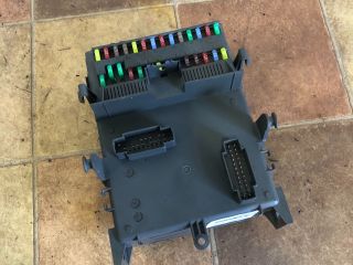 bontott RENAULT ESPACE IV Biztosítéktábla Utastér