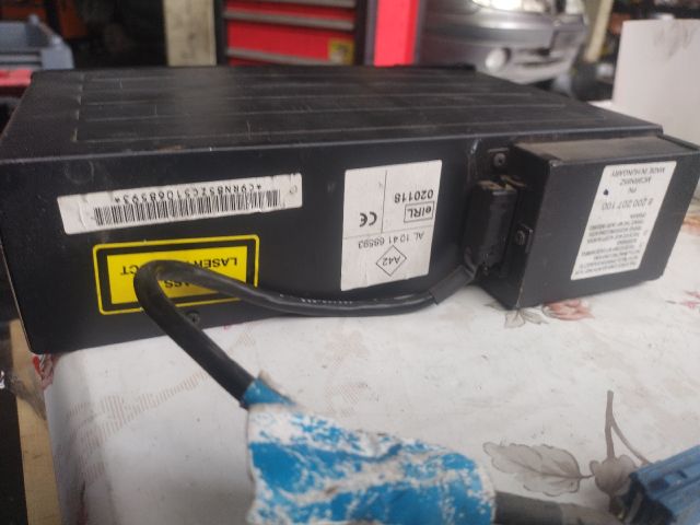 bontott RENAULT ESPACE IV CD / DVD Tár