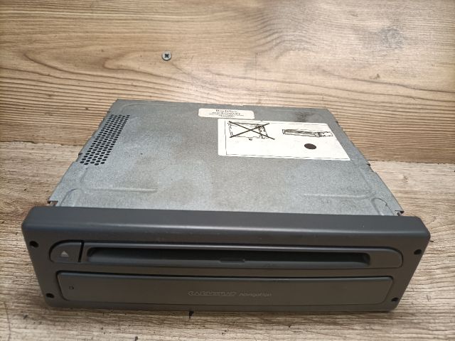 bontott RENAULT ESPACE IV CD / DVD Tár